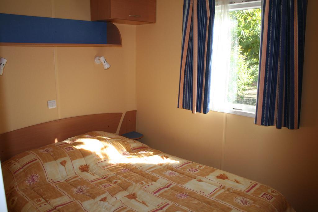 Camping Le Rebau Montblanc Esterno foto